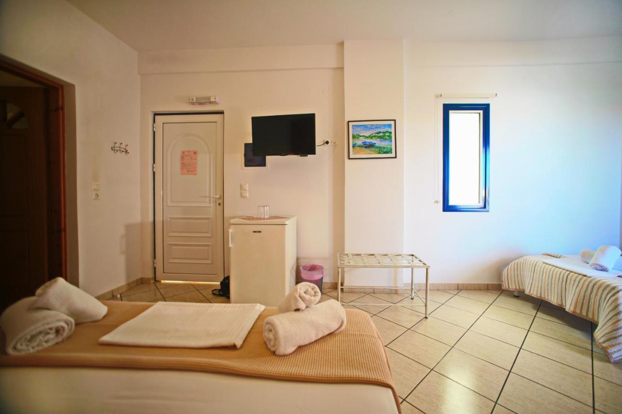 ホテル Panorama Elafonisos エクステリア 写真